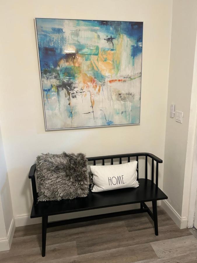 Unique Coral Gables Cottage Маямі Екстер'єр фото
