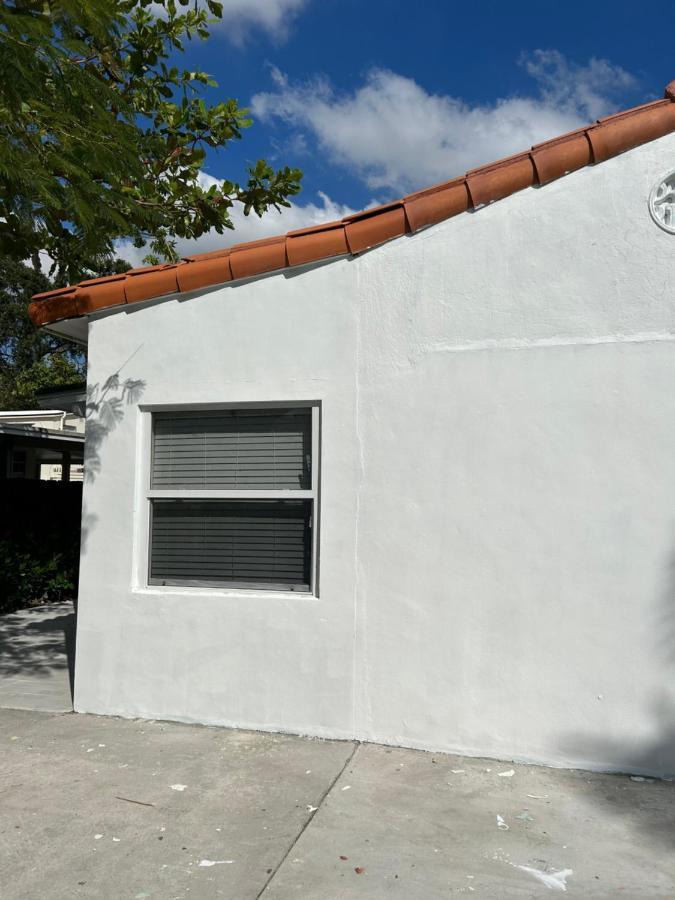 Unique Coral Gables Cottage Маямі Екстер'єр фото